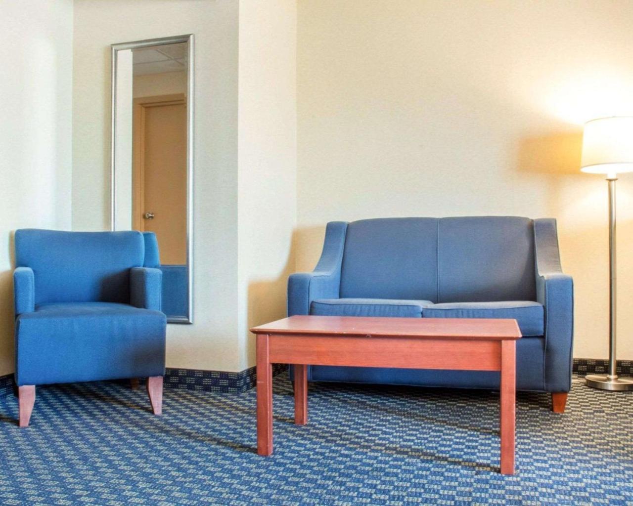 Hammock Hotel Rochester Niagara Falls Екстериор снимка