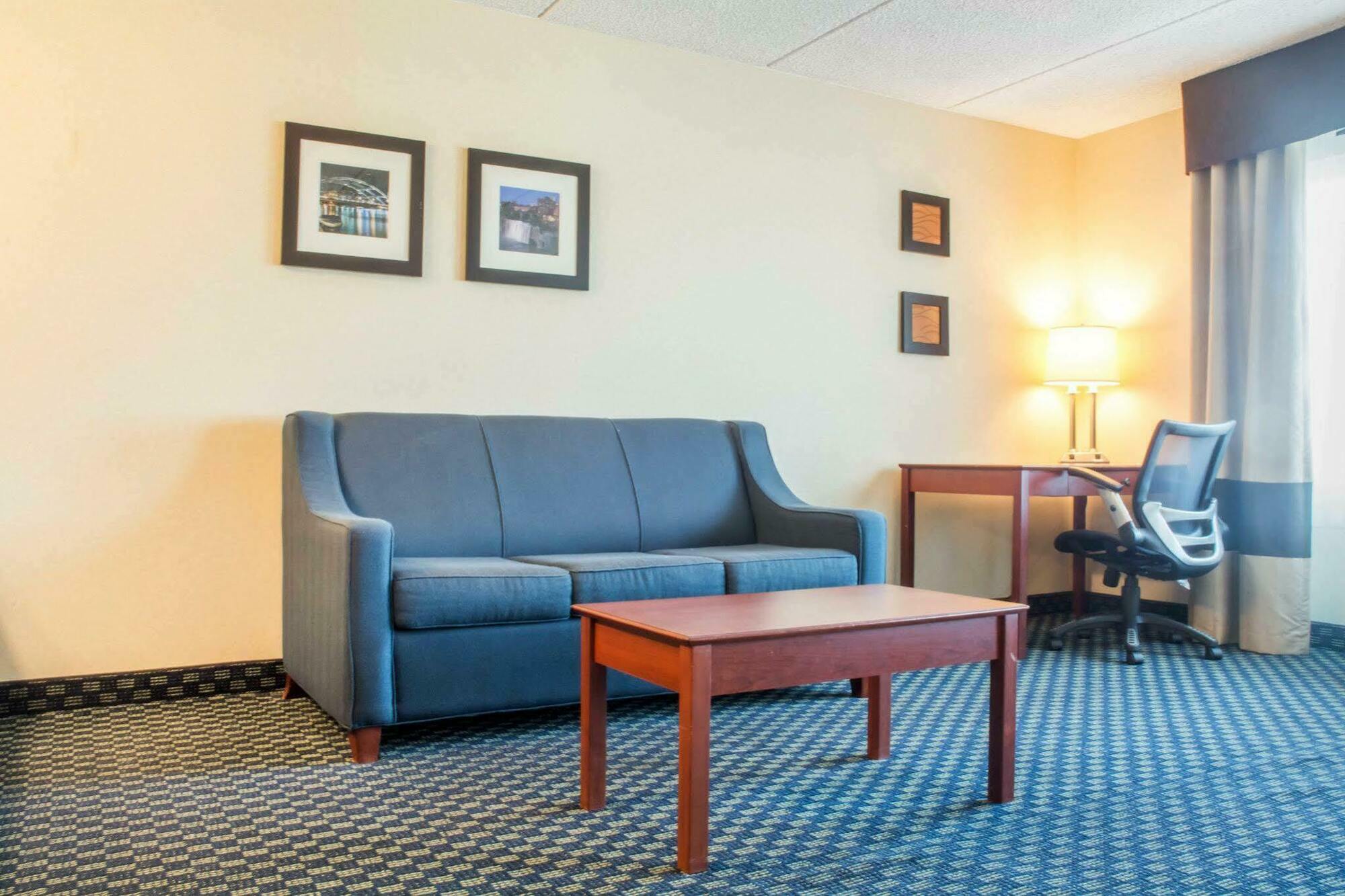 Hammock Hotel Rochester Niagara Falls Екстериор снимка