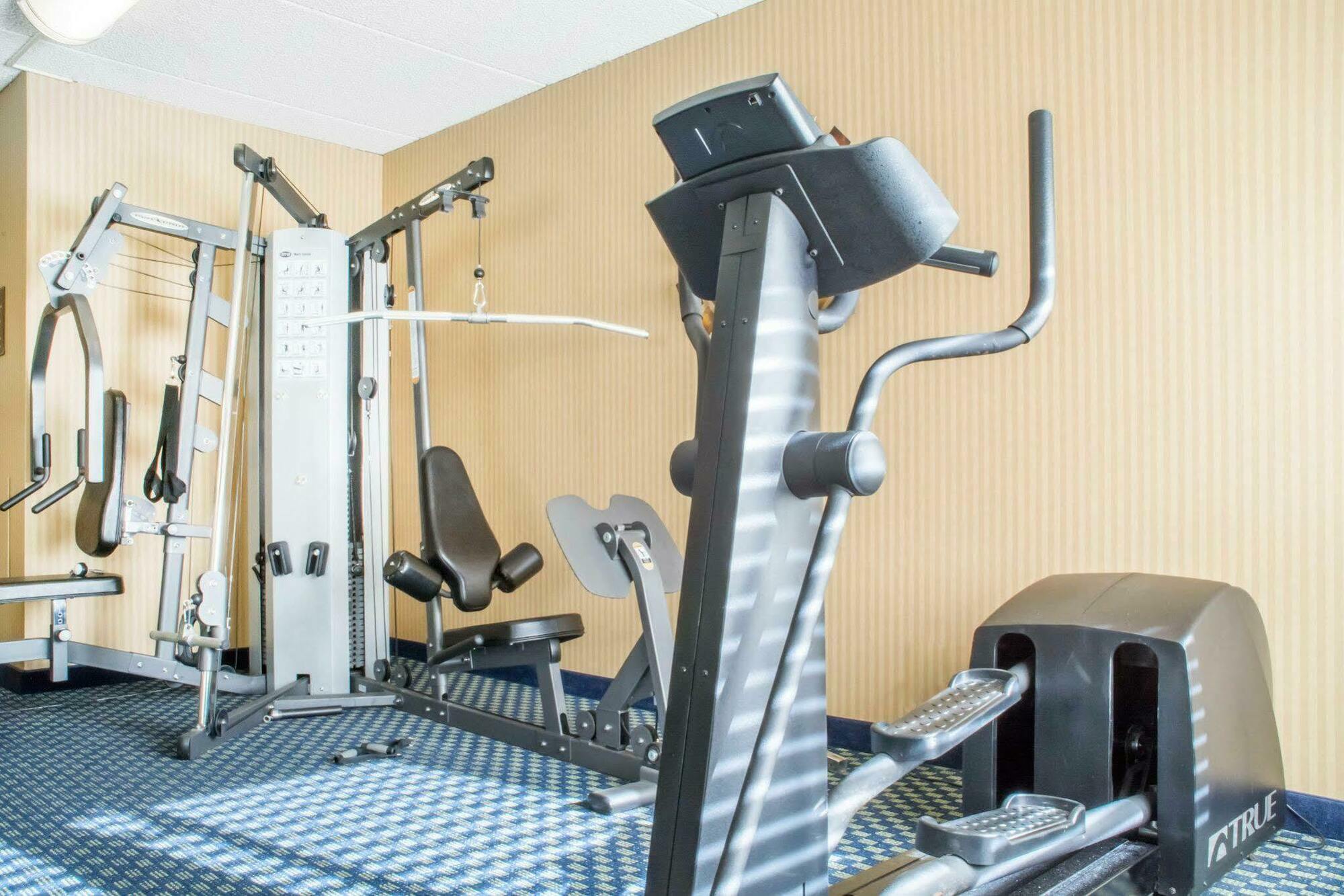Hammock Hotel Rochester Niagara Falls Екстериор снимка